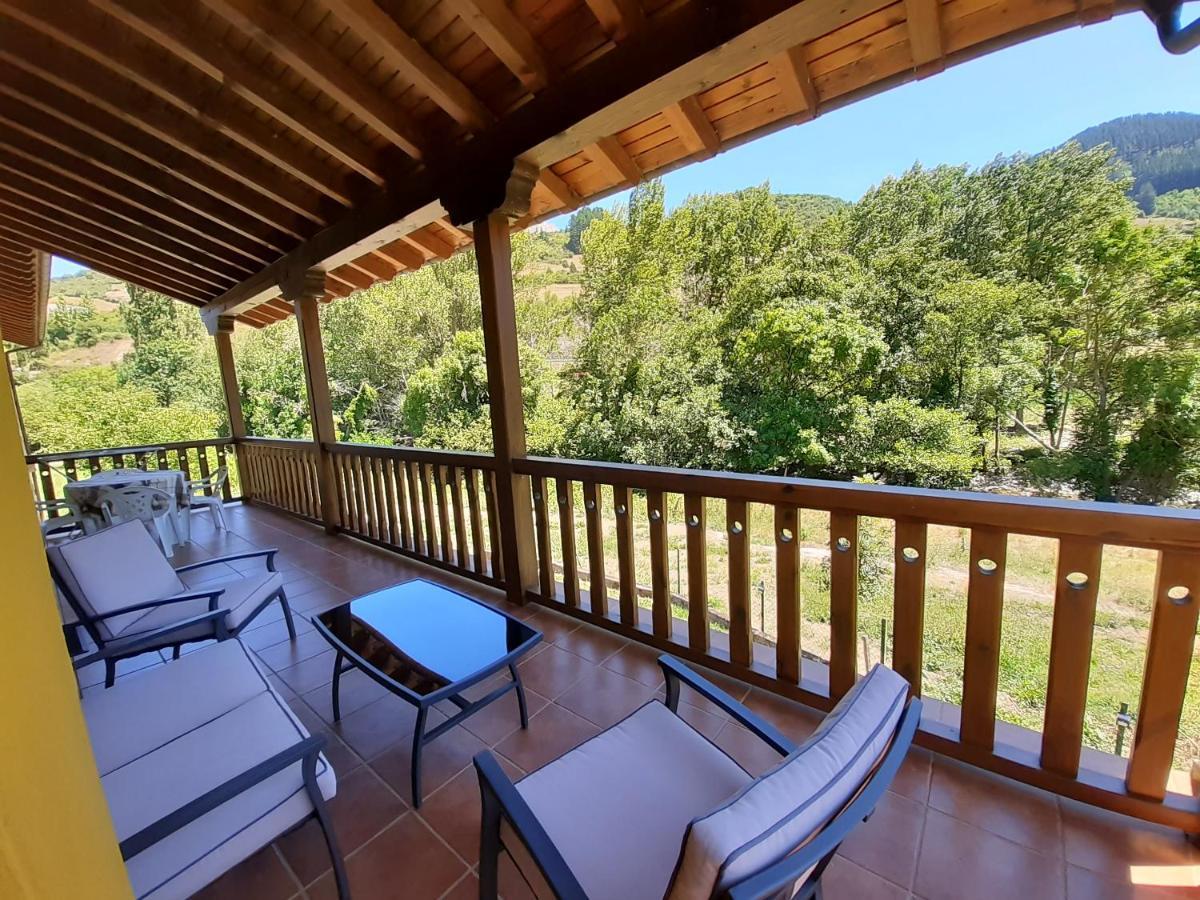 Hébergement de vacances Casa Santa Leocadia Tama