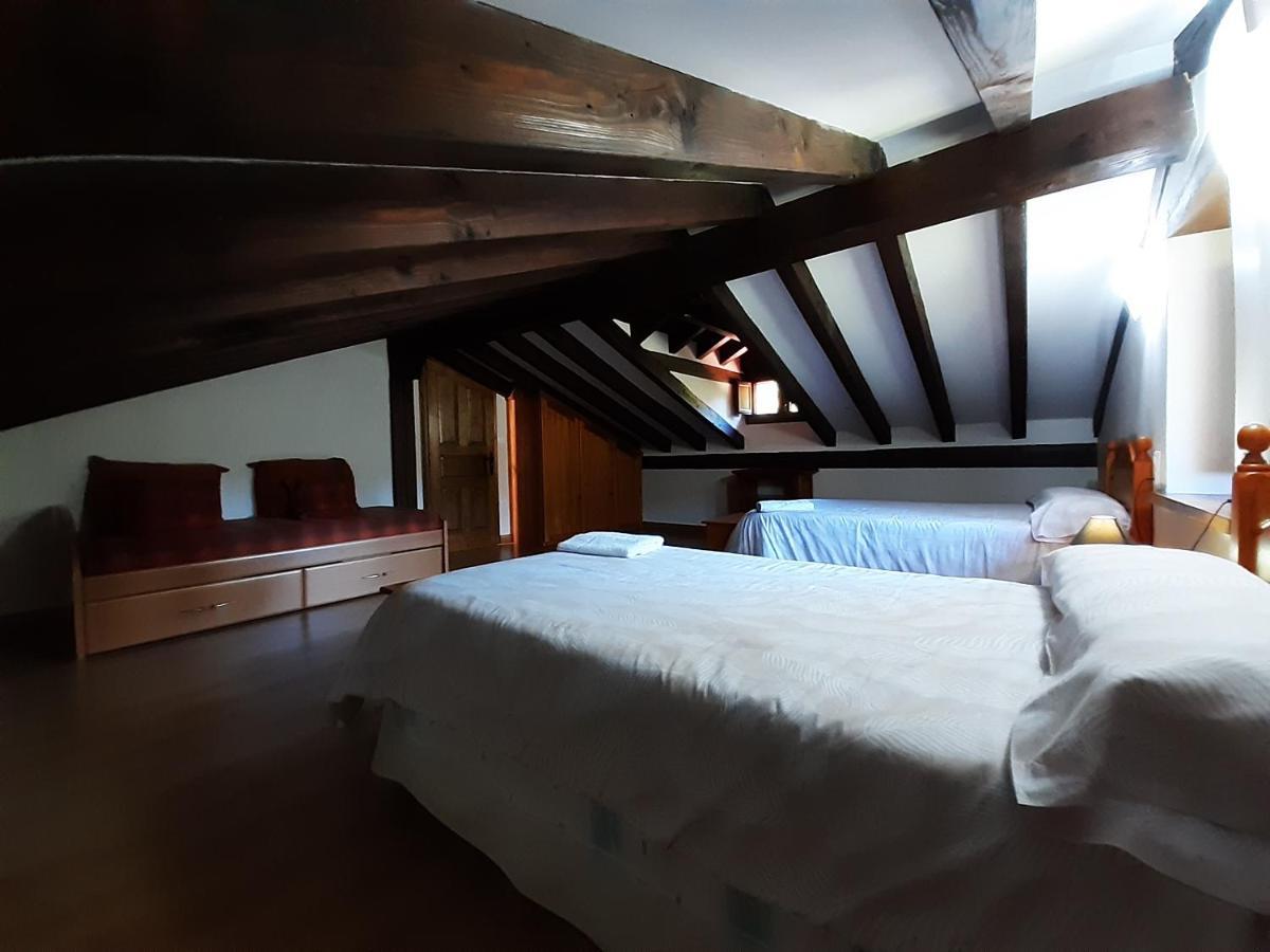 Hébergement de vacances Casa Santa Leocadia